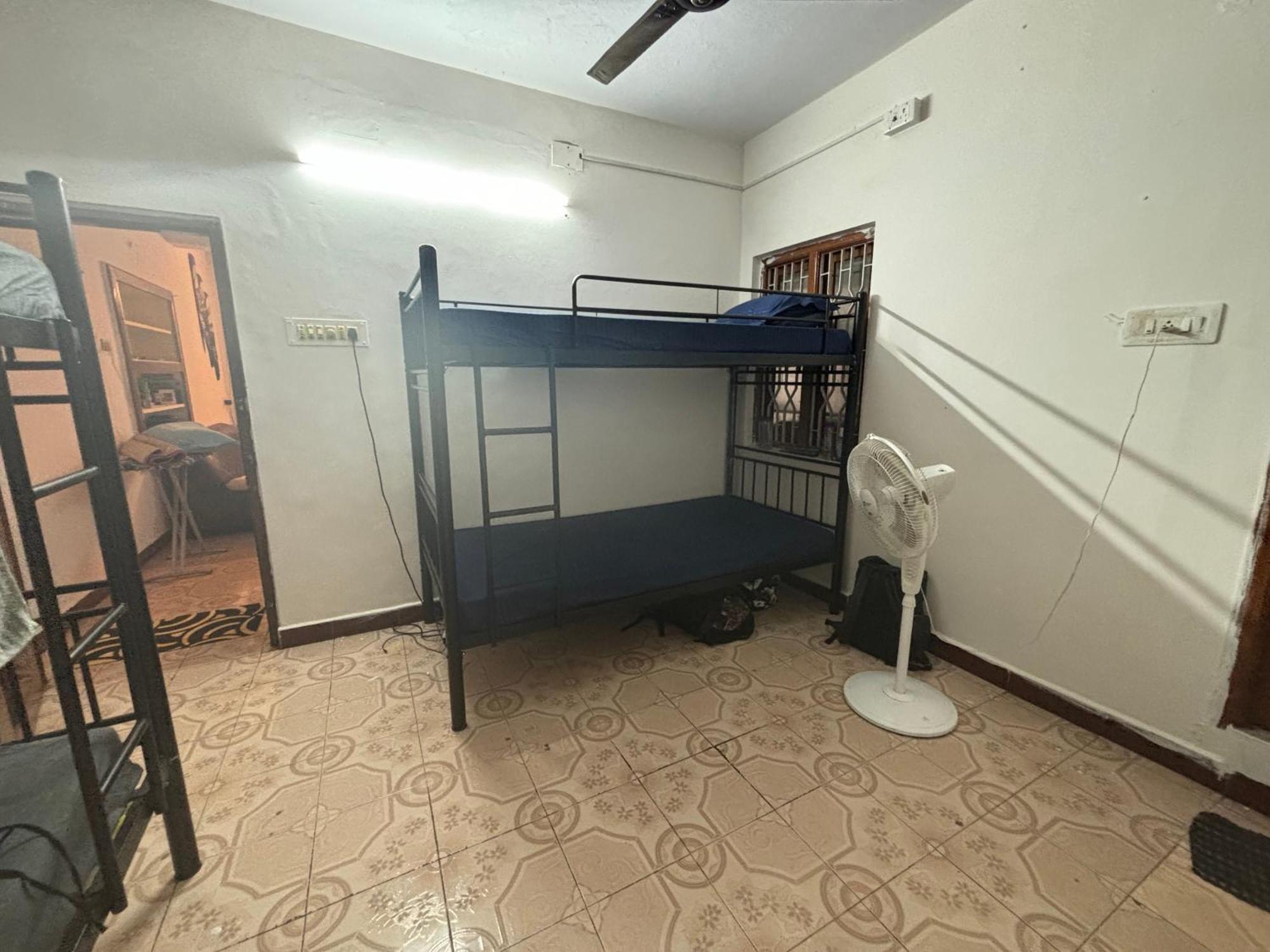 Hostel Madras Экстерьер фото